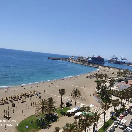 Espectaculares Vistas Al Mar Playa Malagueta Малага