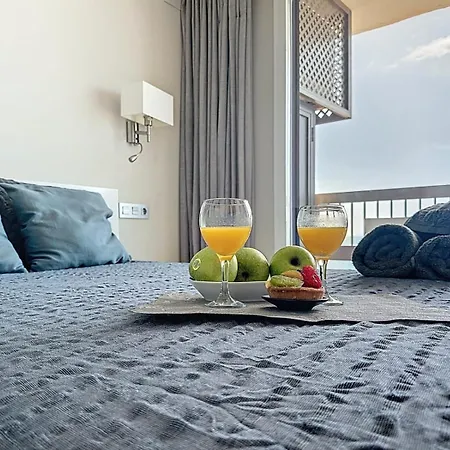 Espectaculares Vistas Al Mar Playa Malagueta Апартаменты *